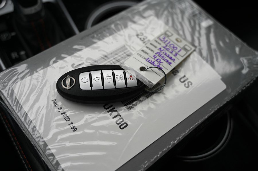 Used 2023 Nissan Altima 2.5 SR w/ SR Premium Package image 31