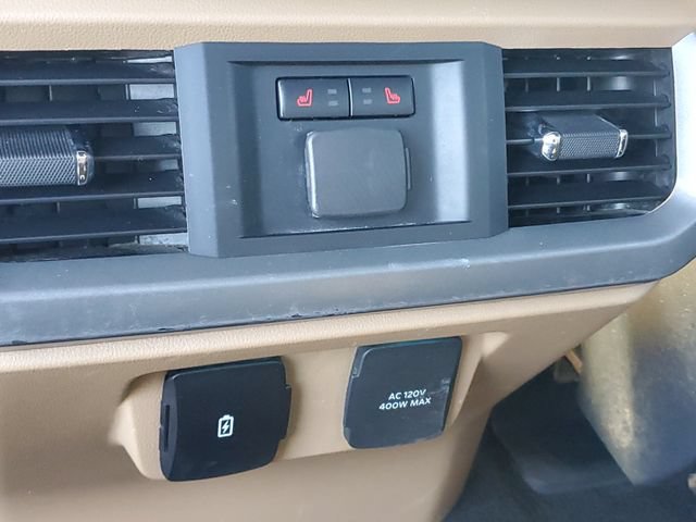 Used 2021 Ford F150 Lariat w/ Equipment Group 502A High AWD/4WD image 10