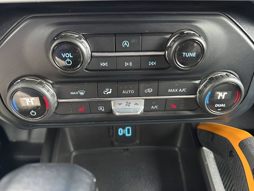 Used 2021 Ford Bronco Badlands image 17