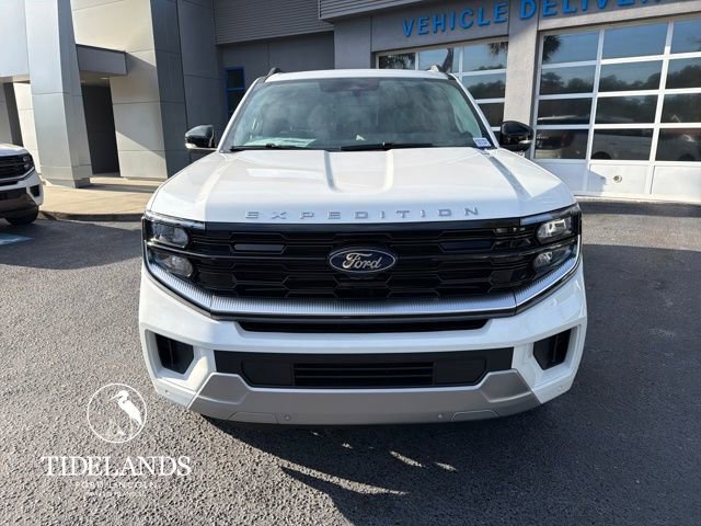 New 2026 Ford Expedition Platinum w/ Platinum Ultimate Package AWD/4WD image 2
