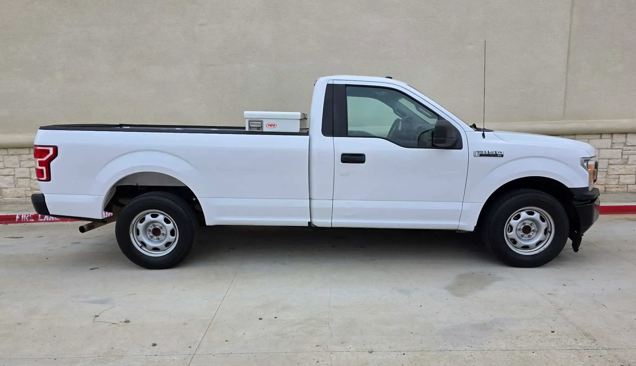 Used 2018 Ford F150 XL w/ Equipment Group 101A Mid RWD image 2