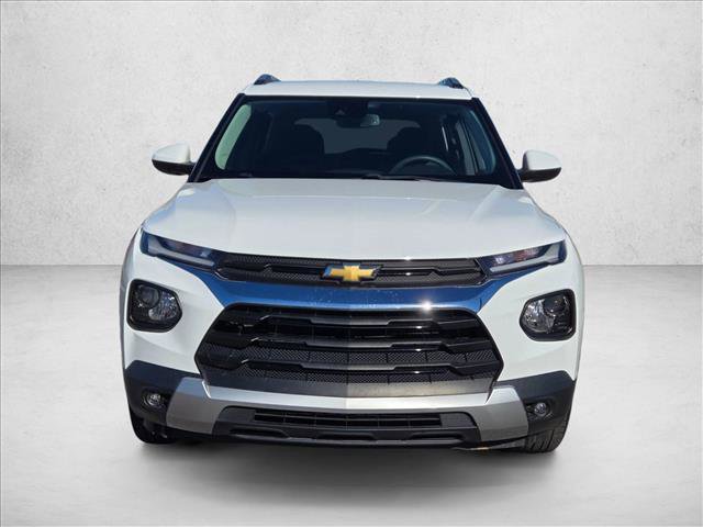 Used 2022 Chevrolet TrailBlazer LT w/ Convenience Package FWD image 3