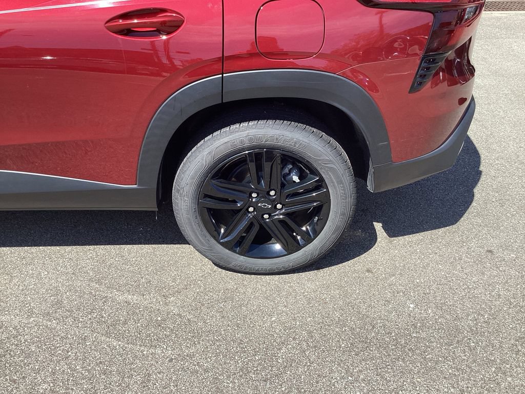 Used 2024 Chevrolet Trax ACTIV FWD image 23