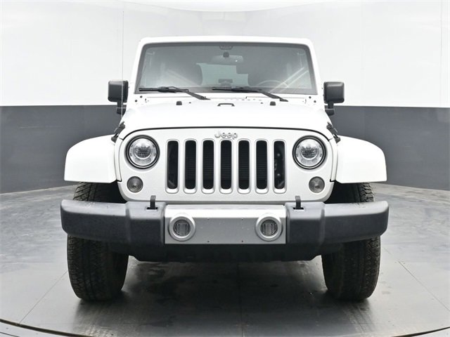 Used 2017 Jeep Wrangler Unlimited Sahara w/ Connectivity Group image 3