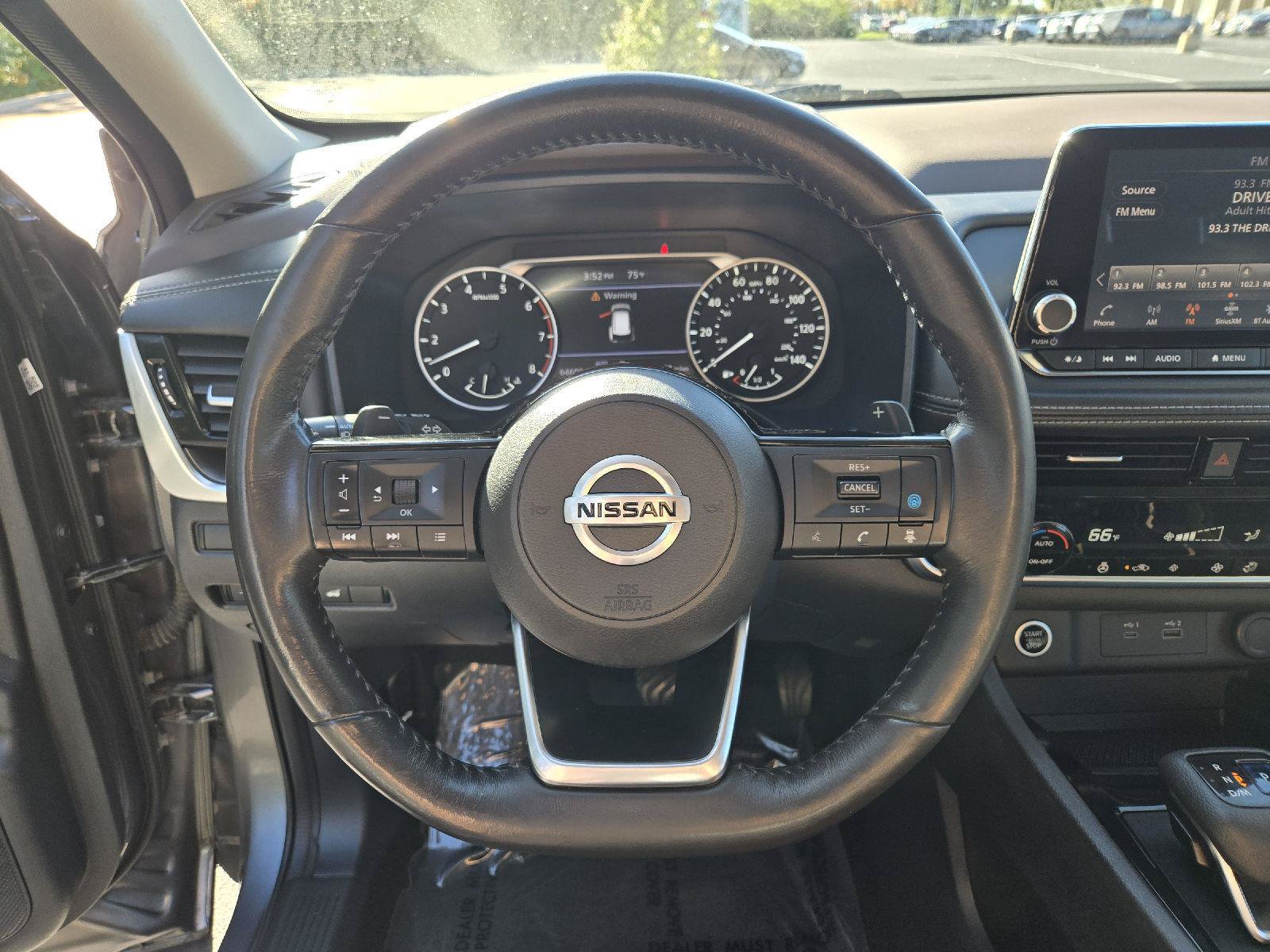 Used 2021 Nissan Rogue SV w/ Premium Package AWD/4WD image 17