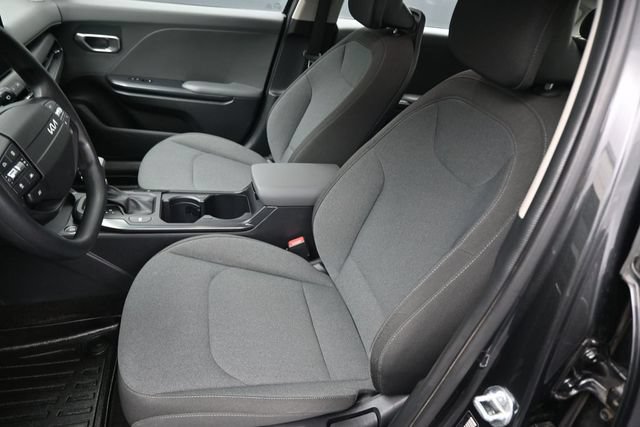 Used 2025 Kia K4 FWD image 19