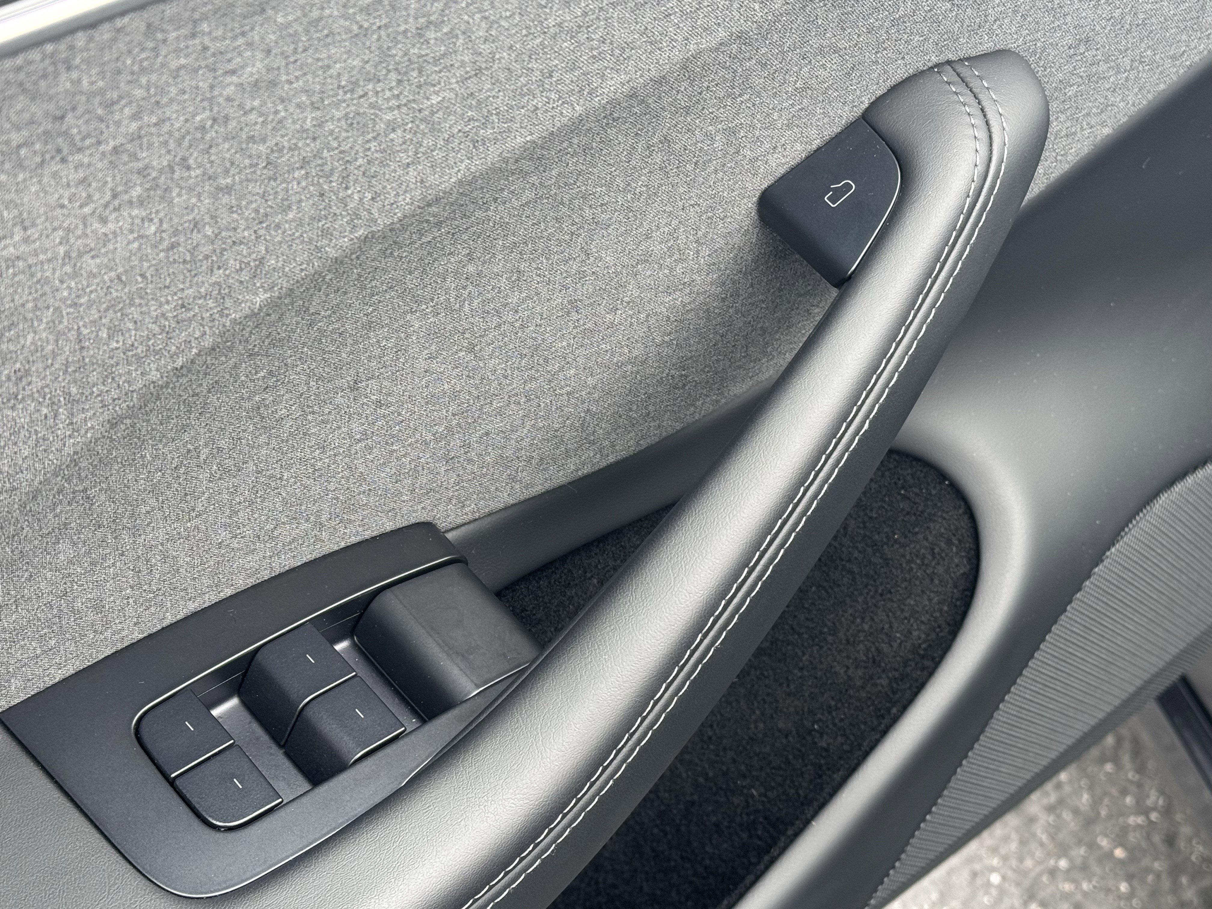 Used 2024 Tesla Model 3 Long Range RWD image 14