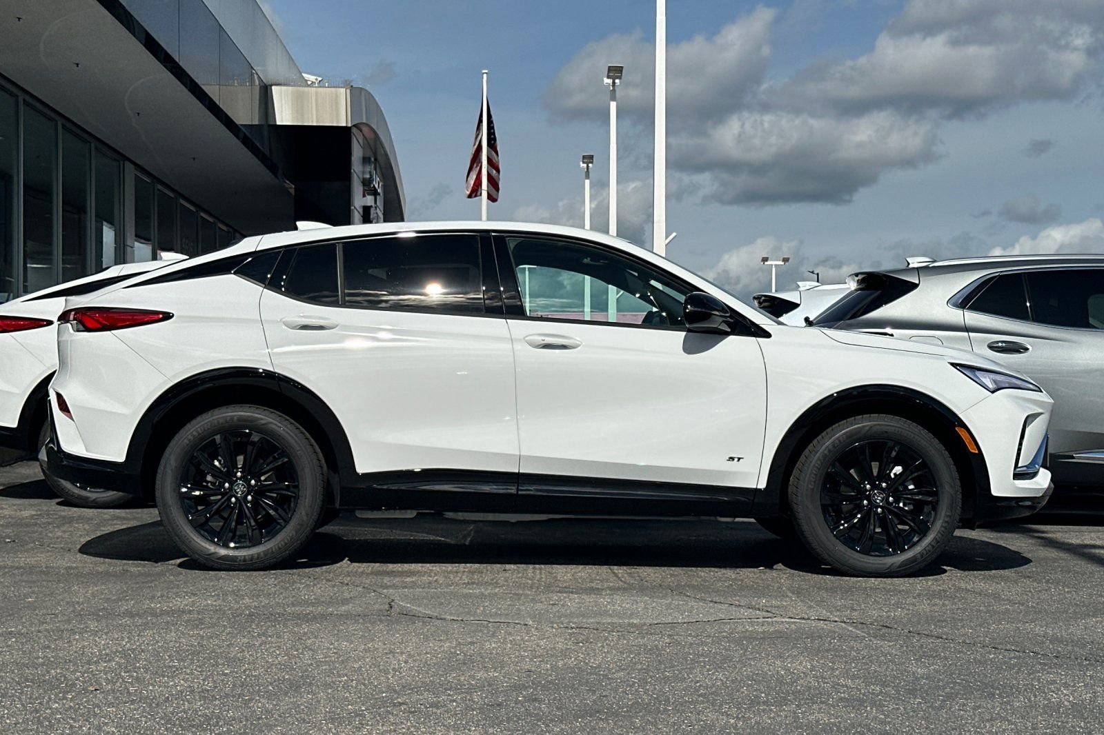 New 2026 Buick Envista Sport Touring w/ Convenience I Package image 4