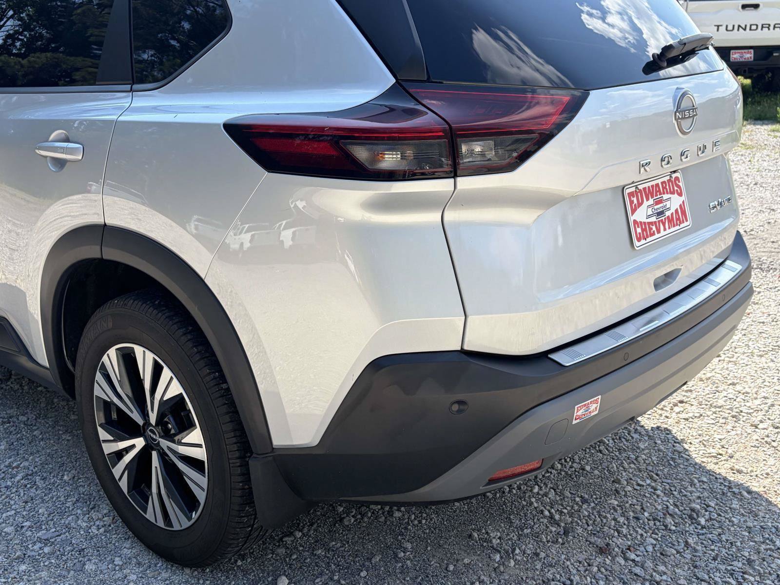 Used 2022 Nissan Rogue SV w/ SV Premium Package AWD/4WD image 30