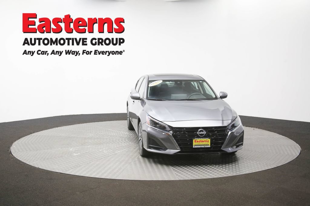 Used 2024 Nissan Altima 2.5 SV w/ SV Premium Package AWD/4WD image 48