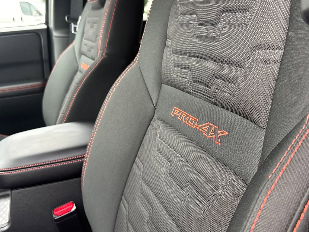 Certified 2025 Nissan Frontier PRO-4X image 35