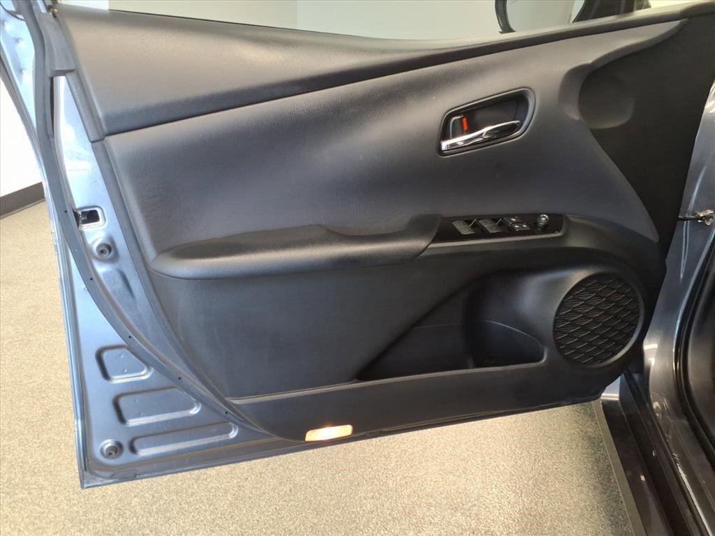 Used 2019 Toyota Prius Prime Advanced image 10