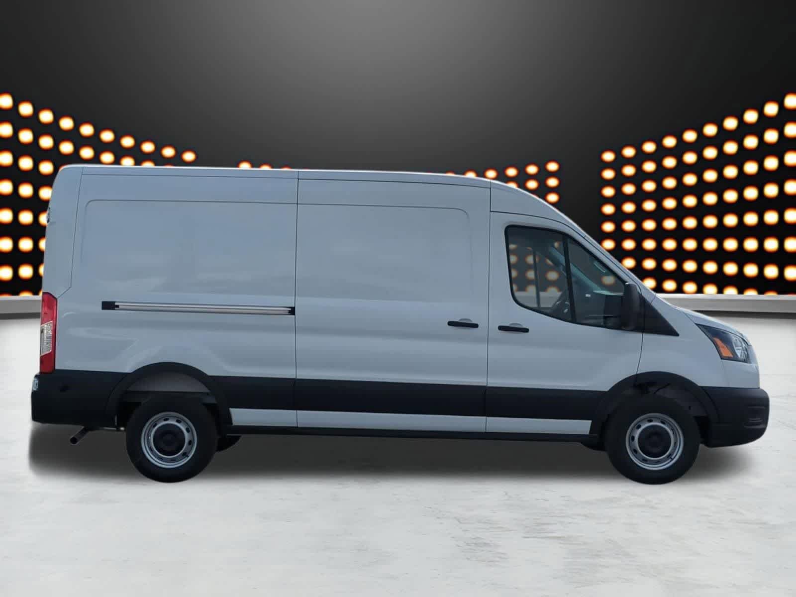 New 2026 Ford Transit 250 148 Medium Roof w/ Load Area Protection Package RWD image 9