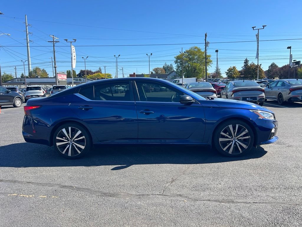 Used 2019 Nissan Altima 2.5 SR w/ SR Premium Package FWD image 4