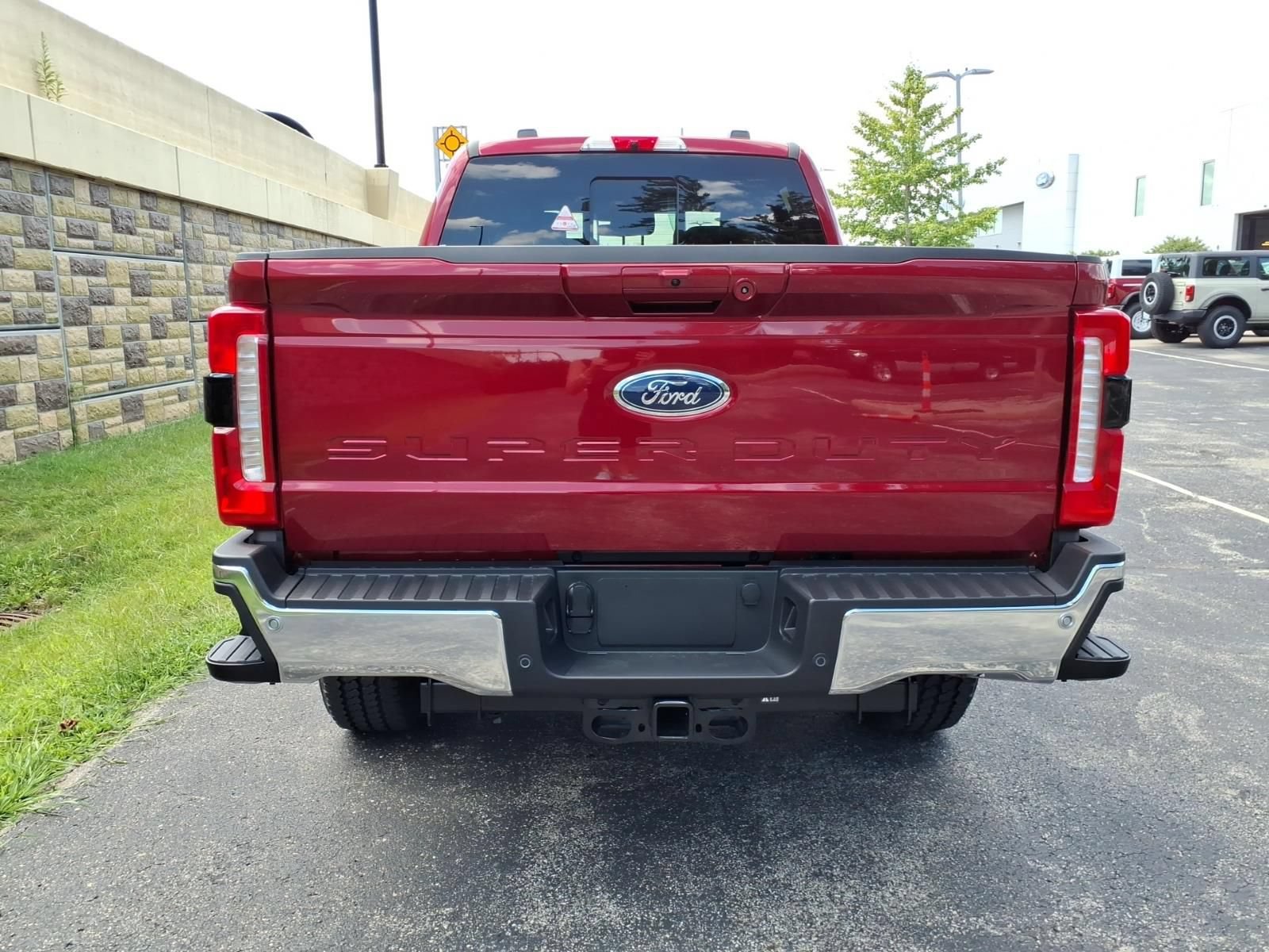 New 2026 Ford F350 Lariat AWD/4WD image 7