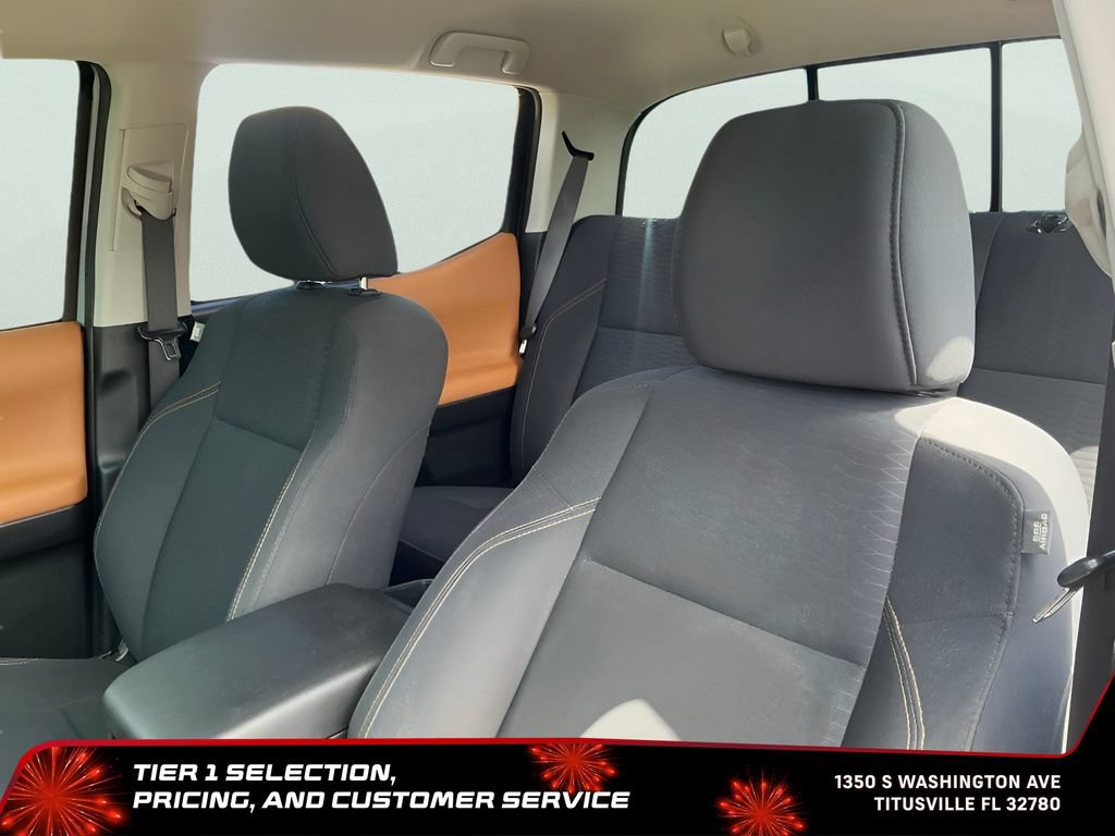 Used 2019 Toyota Tacoma SR5 AWD/4WD image 17