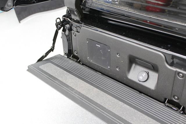 Certified 2024 GMC Sierra 1500 AT4 w/ Technology Package image 15