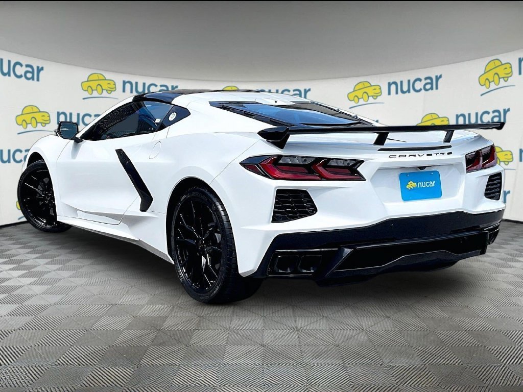 Used 2025 Chevrolet Corvette Stingray Premium Cpe w/ Z51 Performance Package RWD image 4