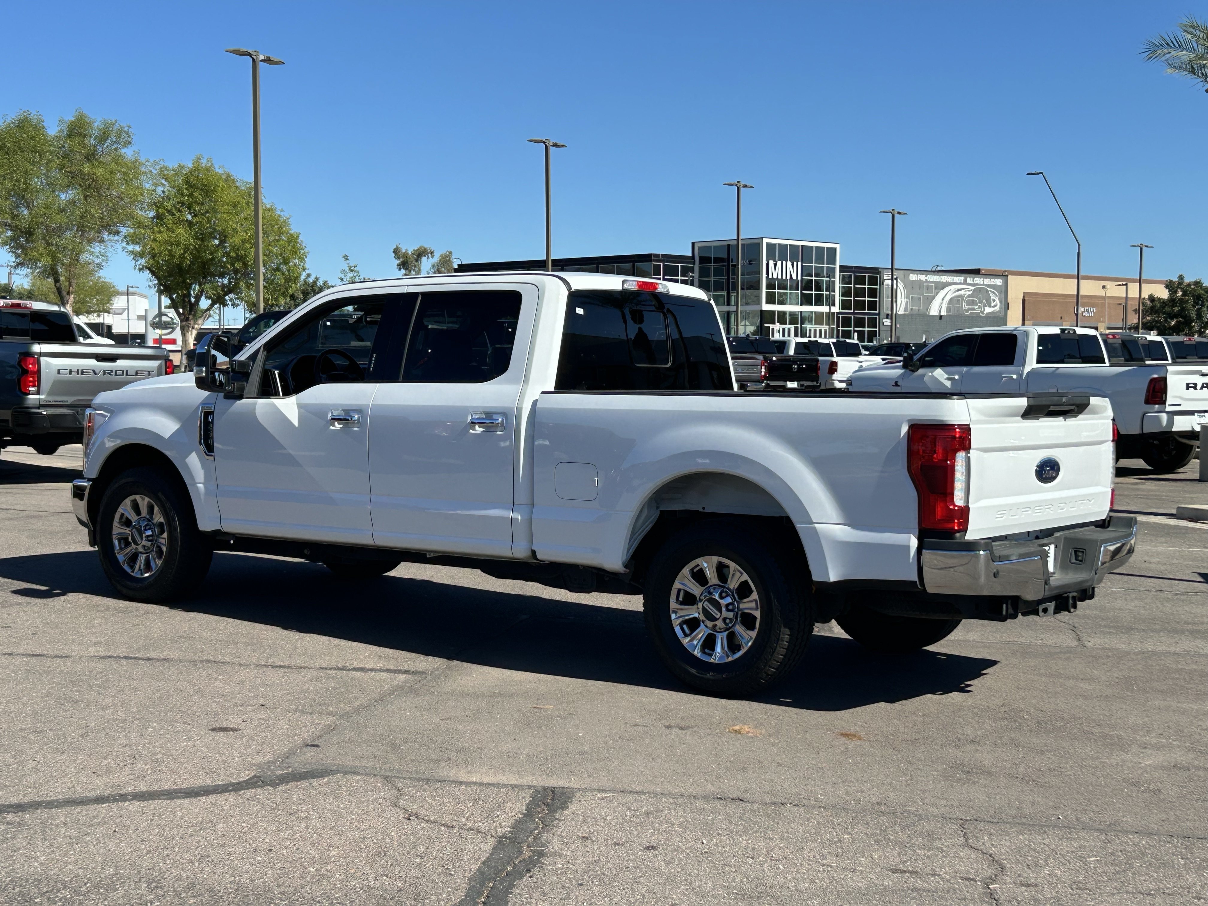 Used 2018 Ford F250 Lariat w/ Lariat Ultimate Package RWD image 4
