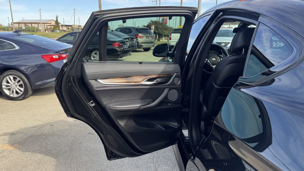 Used 2018 BMW X6 xDrive35i image 19