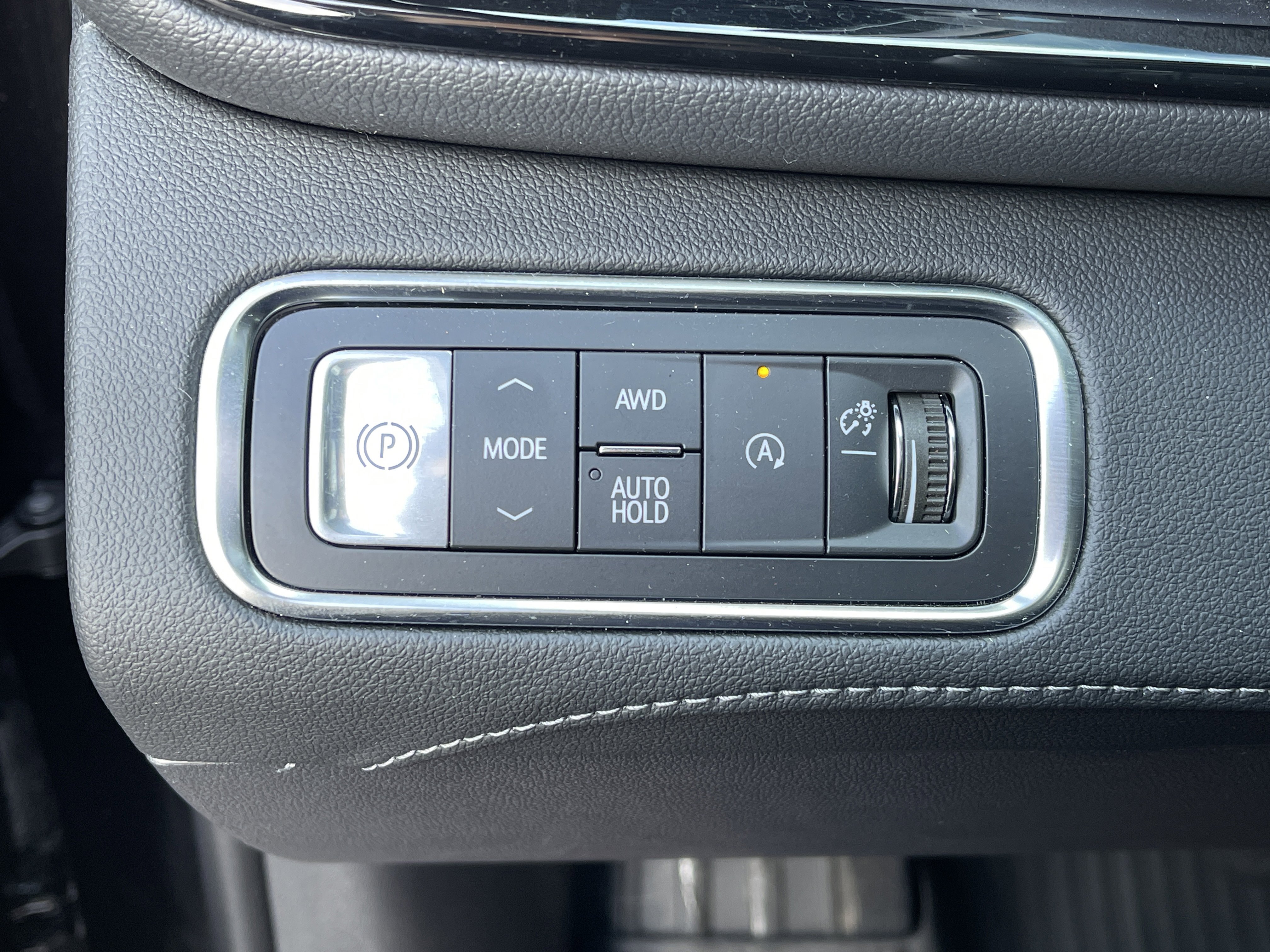 Used 2025 Buick Enclave Avenir w/ Super Cruise Package image 21