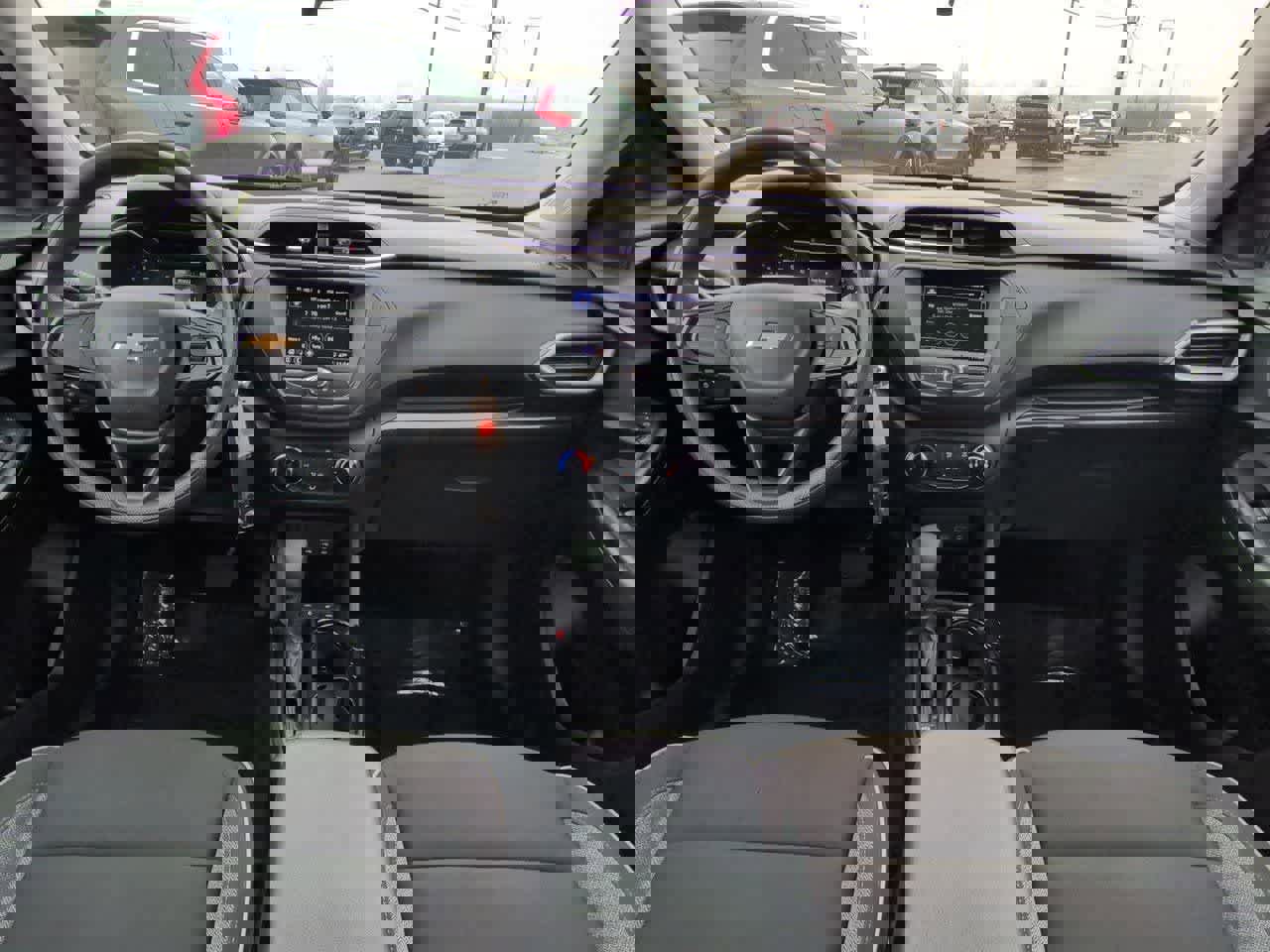 Used 2023 Chevrolet TrailBlazer LS image 15