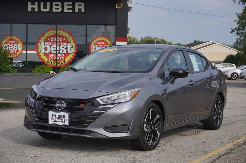 Used 2024 Nissan Versa SR FWD image 3