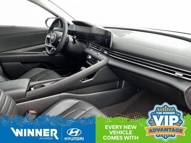 New 2025 Hyundai Elantra Limited image 16