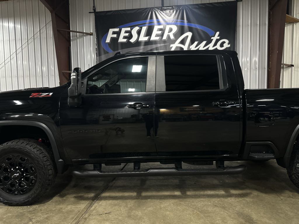 Used 2021 Chevrolet Silverado 2500 LTZ w/ LTZ Plus Package image 4