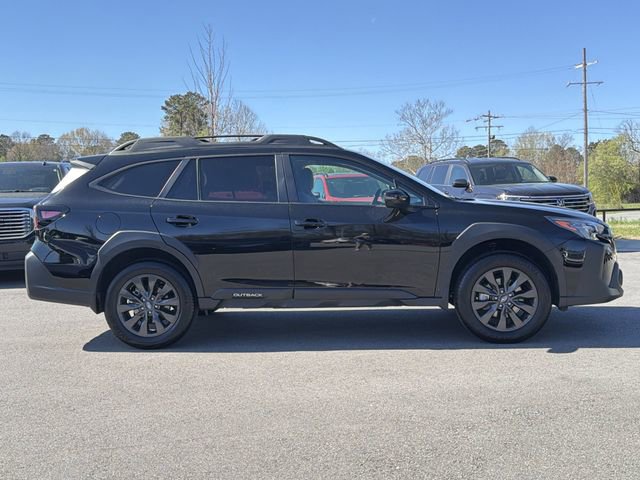 Used 2025 Subaru Outback Onyx Edition w/ Popular Package #2 image 2
