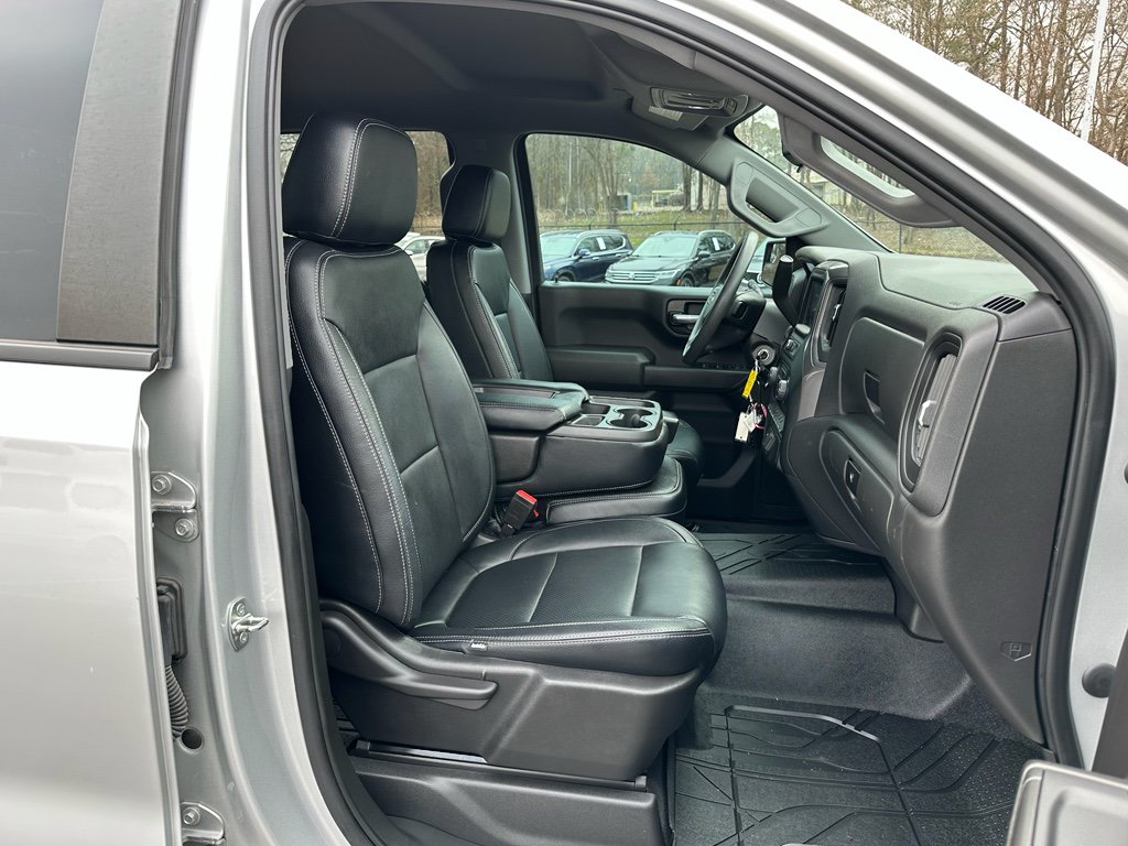 Used 2022 Chevrolet Silverado 1500 Custom w/ Safety Confidence Package RWD image 21