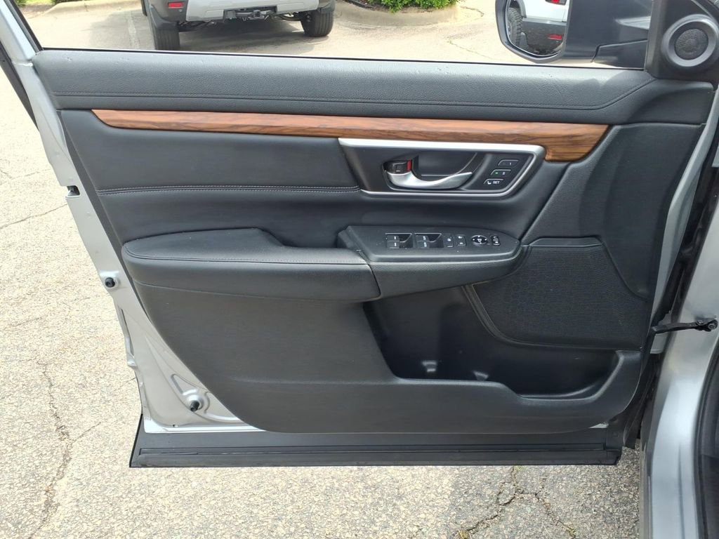 Used 2019 Honda CR-V EX-L image 9
