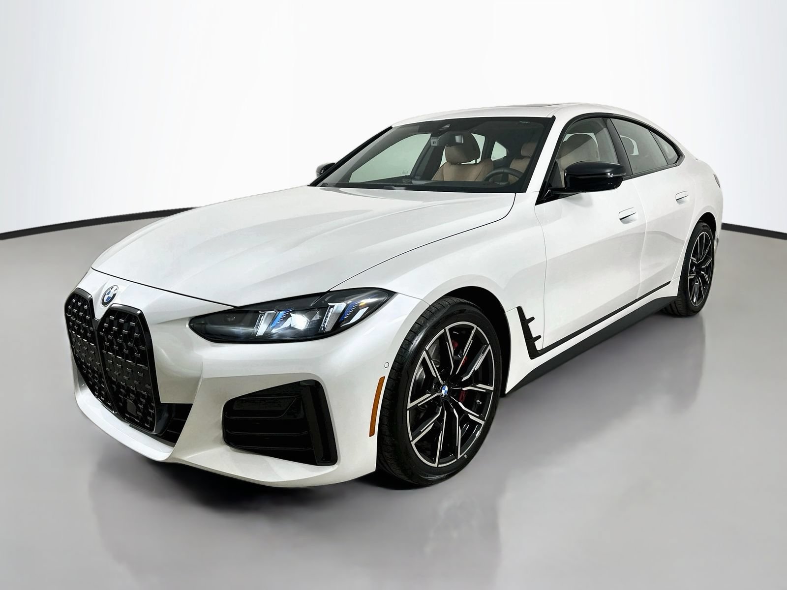 New 2026 BMW 430i xDrive w/ M Sport Package