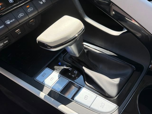 Used 2021 Hyundai Elantra Limited w/ Cargo Package image 27