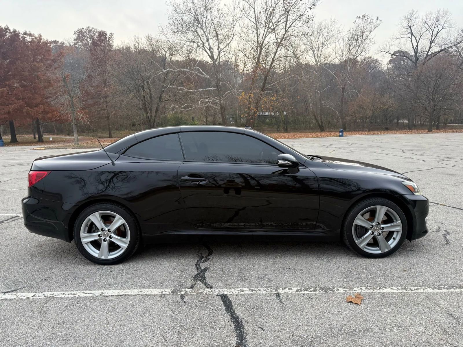 Used 2013 Lexus IS 350C w/ Luxury Pkg image 4