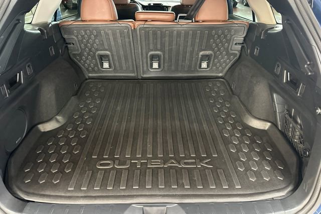 Used 2022 Subaru Outback Touring XT image 18