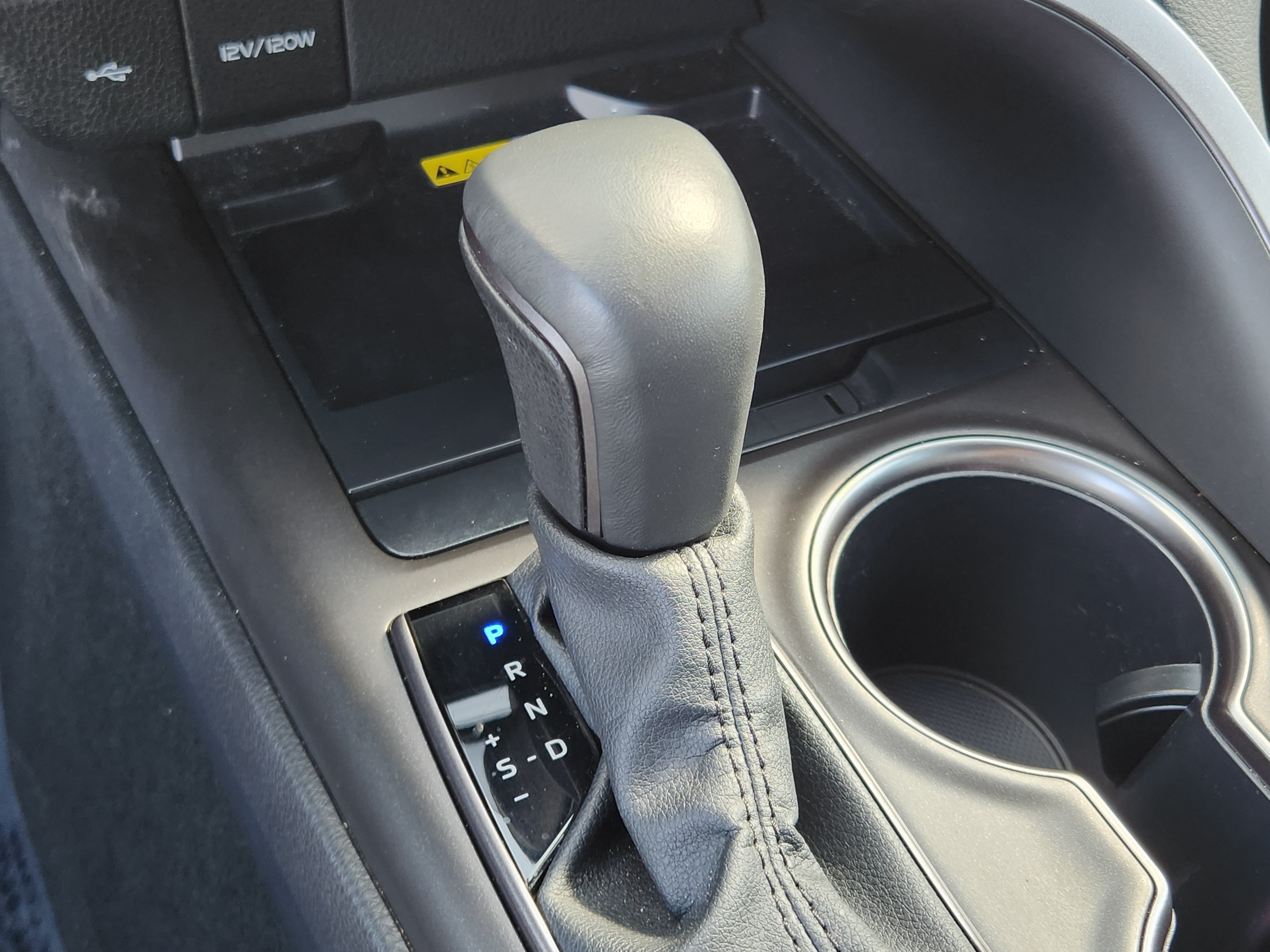 Used 2024 Toyota Camry XSE w/ Navigation Package FWD image 19