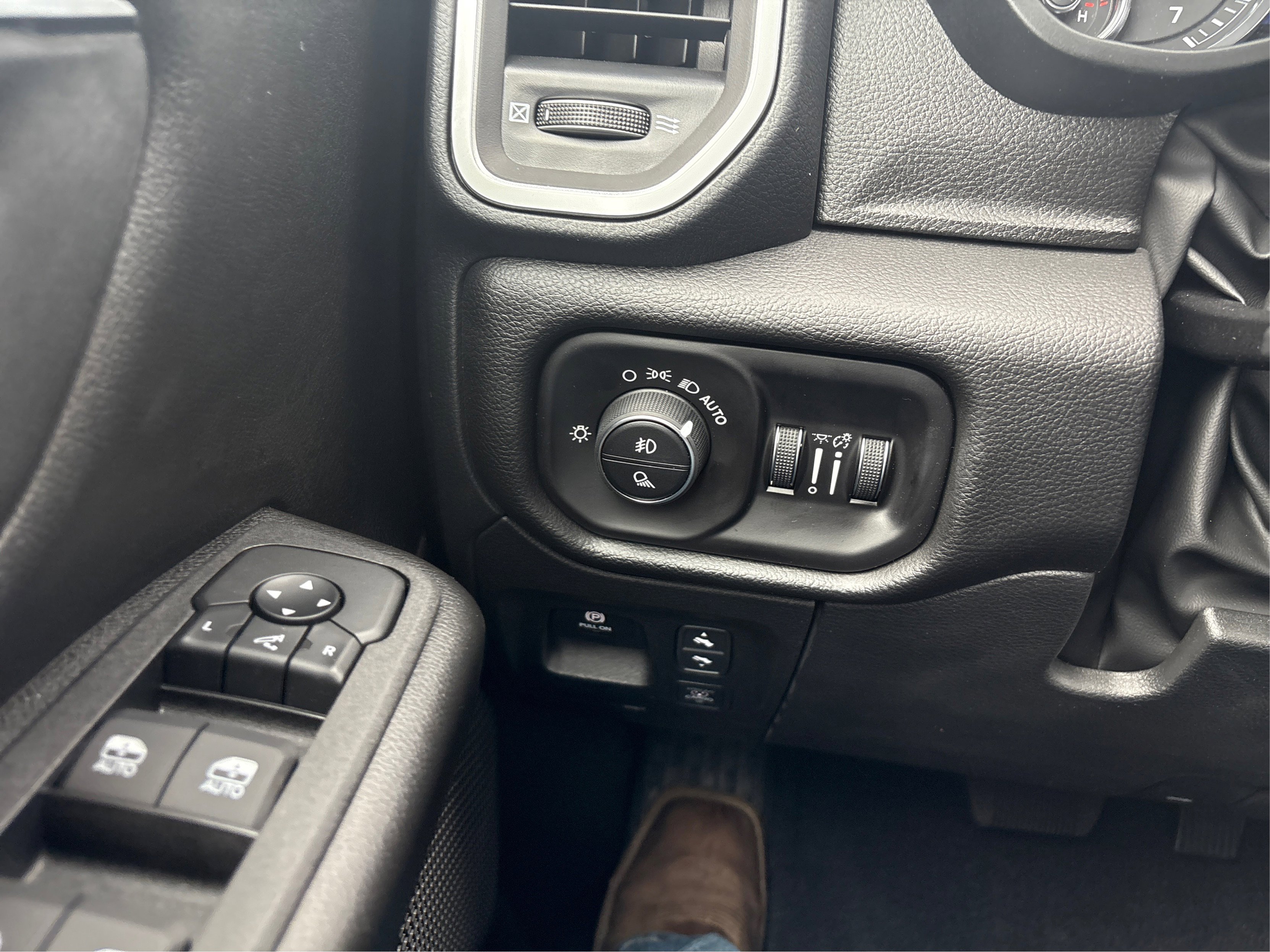 New 2026 RAM 1500 Lone Star image 15