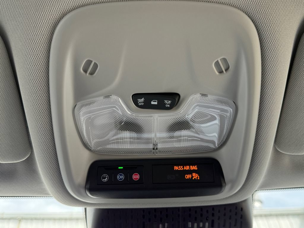 New 2027 Chevrolet Bolt LT w/ Comfort Package FWD image 19