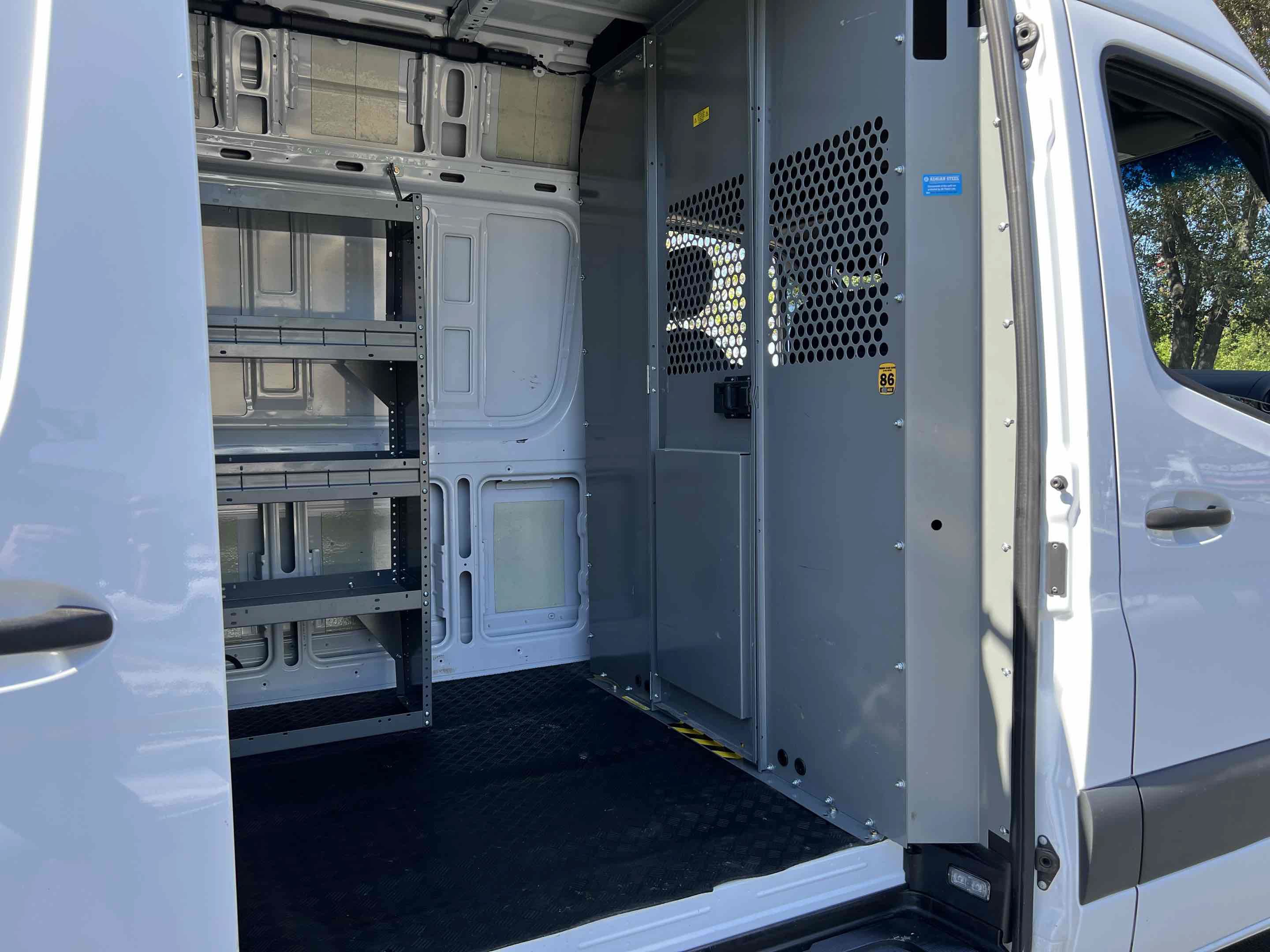 Used 2022 Mercedes-Benz Sprinter 2500 image 54