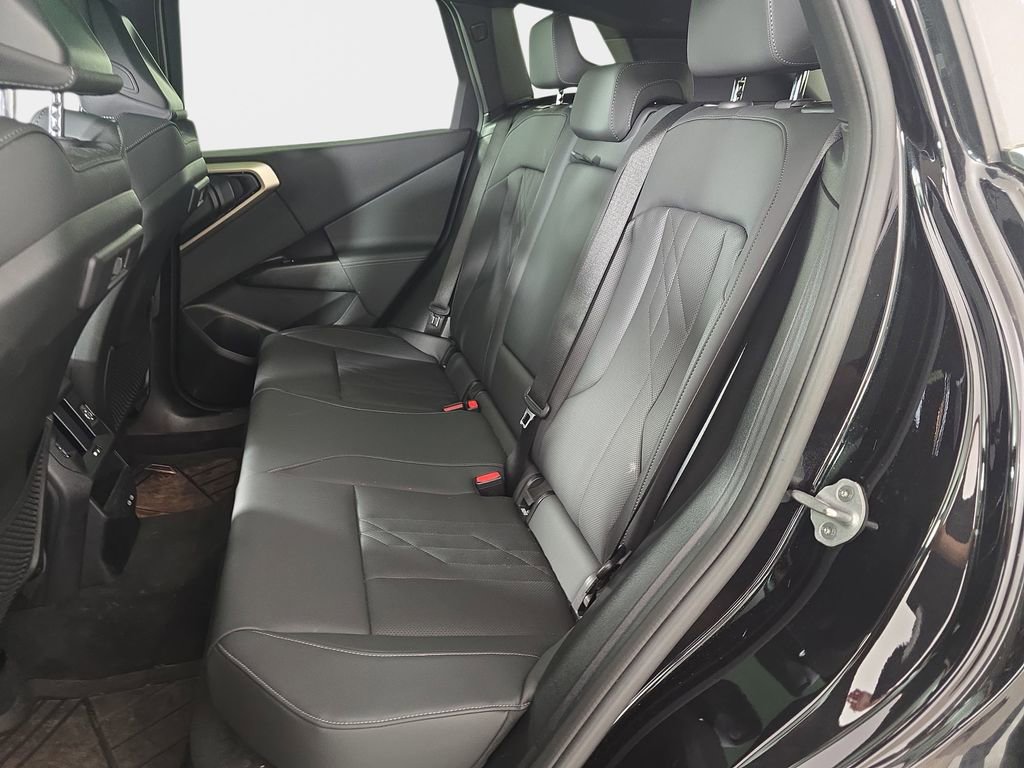 Used 2025 BMW X3 xDrive30i w/ Convenience Package AWD/4WD image 17