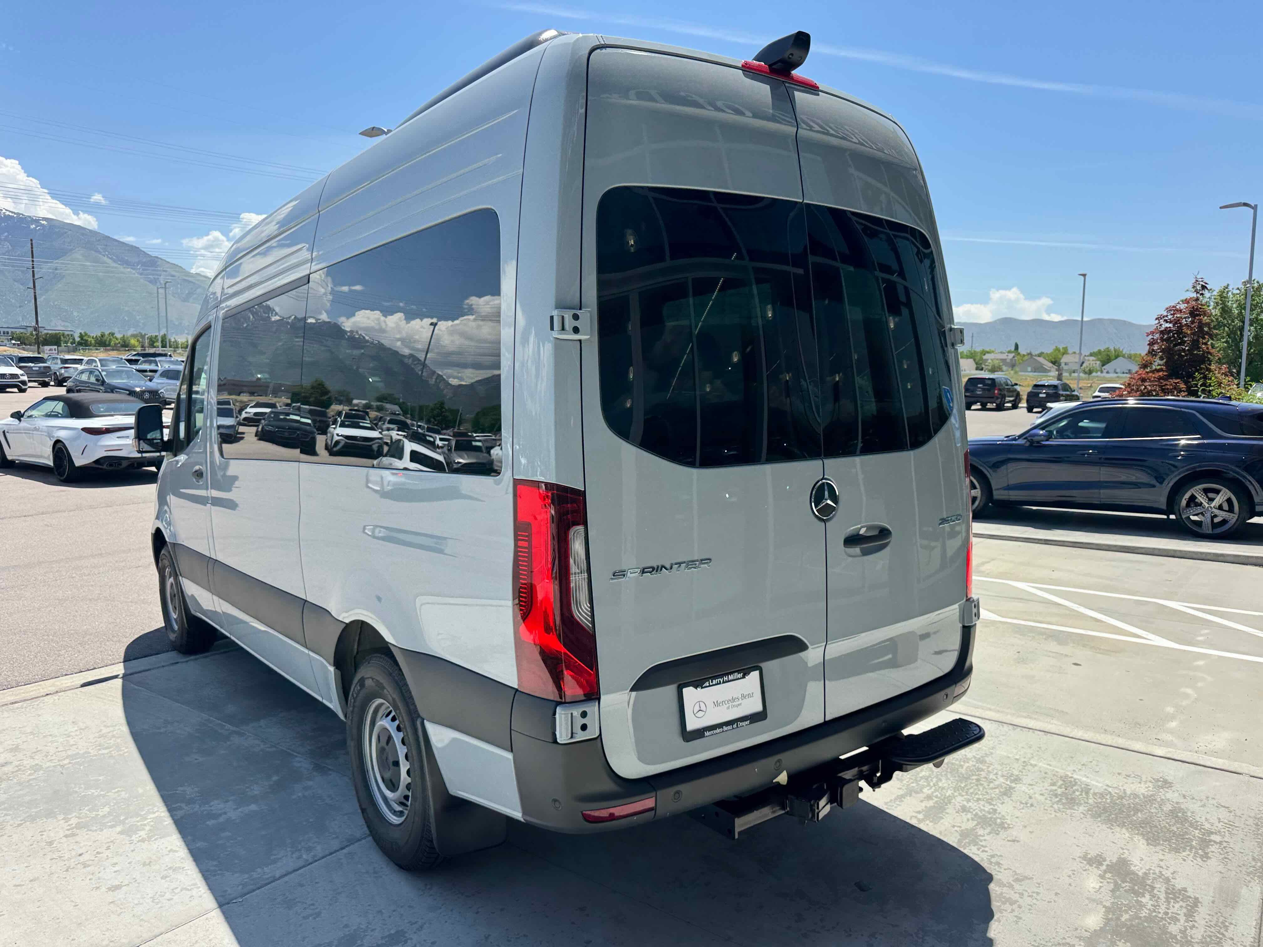 New 2025 Mercedes-Benz Sprinter 2500 image 5