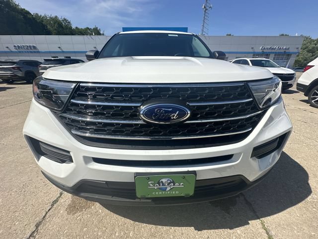 Used 2023 Ford Explorer XLT AWD/4WD image 32