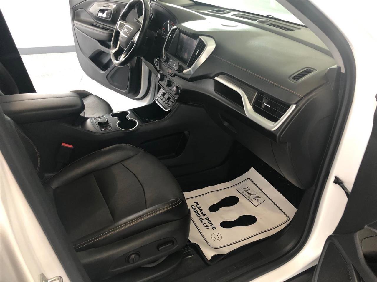 Used 2020 GMC Terrain SLT w/ Preferred Package AWD/4WD image 12