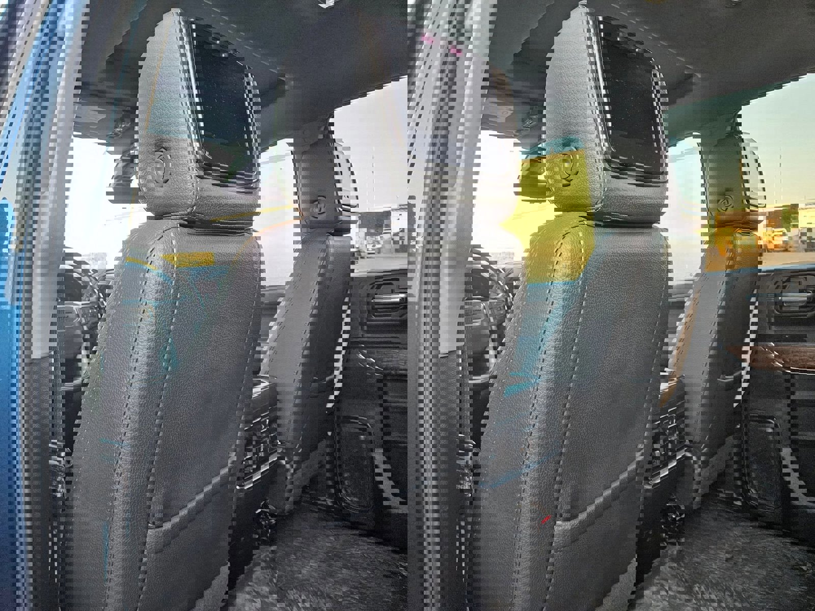 Used 2020 GMC Sierra 2500 Denali w/ Denali Ultimate Package image 24