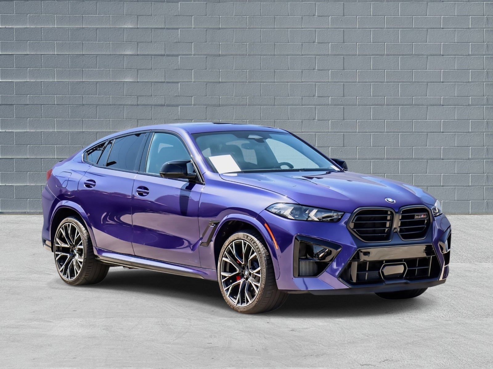 Used 2024 BMW X6 M Competition w/ Executive Package image 1