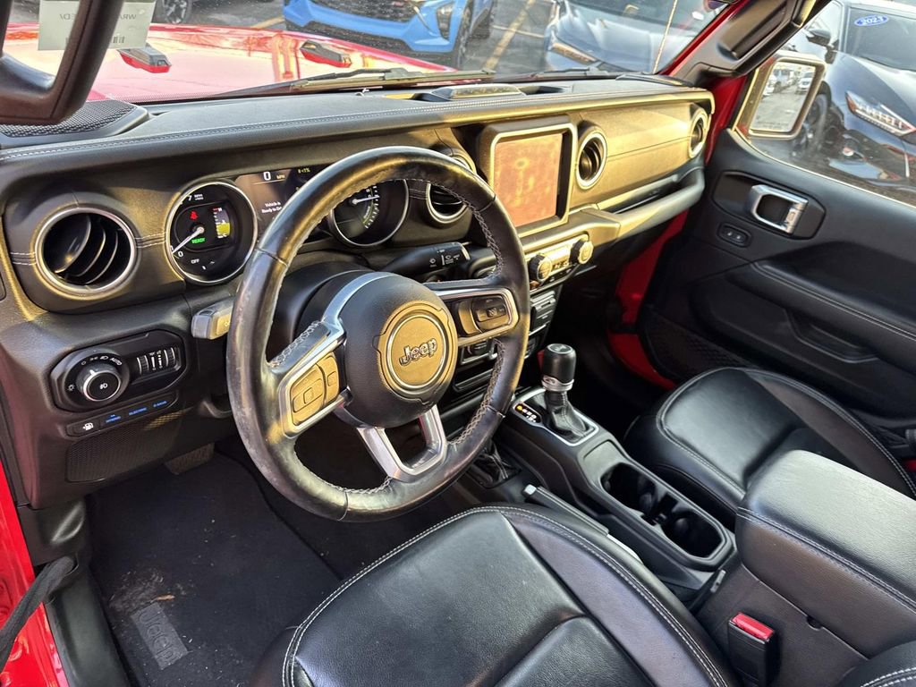 Used 2021 Jeep Wrangler Unlimited Sahara w/ Cold Weather Group image 19