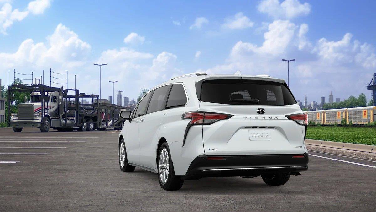 New 2026 Toyota Sienna Limited FWD image 9