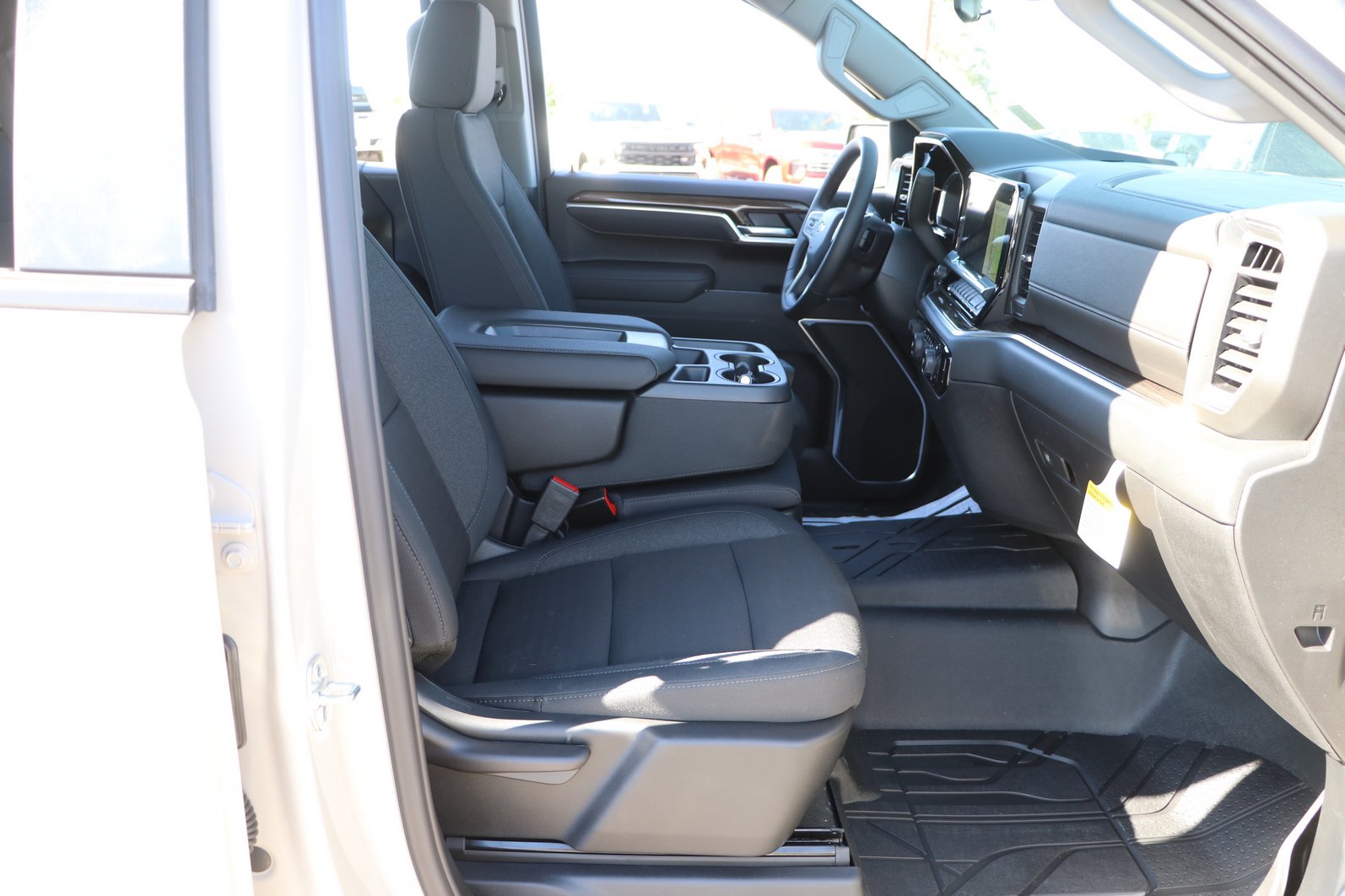New 2026 Chevrolet Silverado 1500 RST w/ RST Select Package AWD/4WD image 32