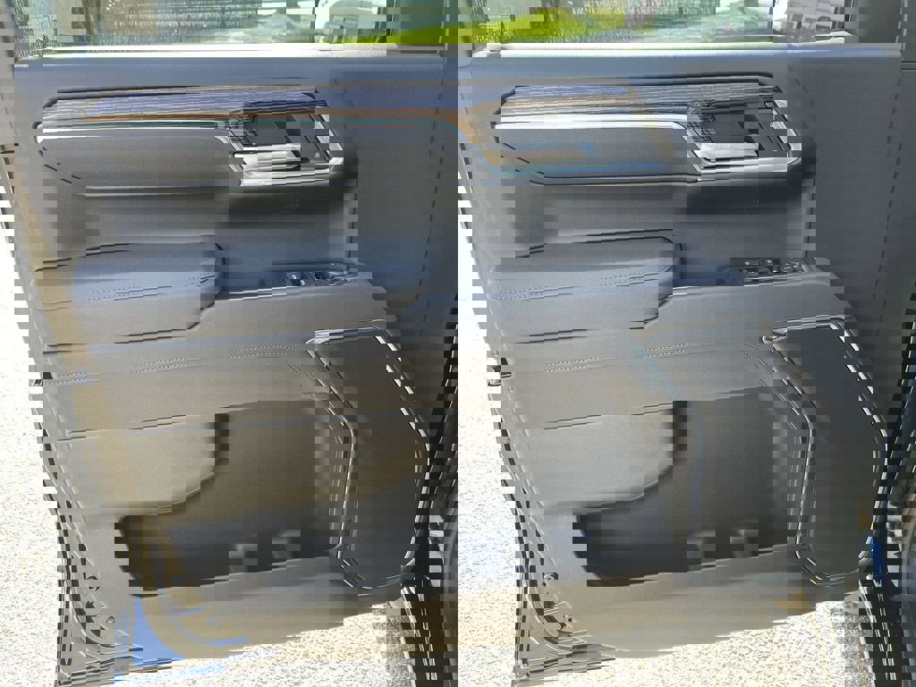 New 2026 GMC Sierra 1500 Elevation image 22